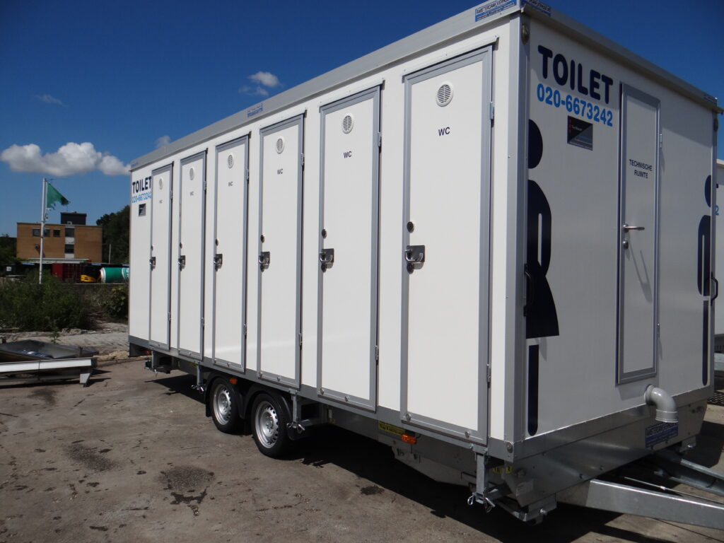 grote toiletwagen huren 