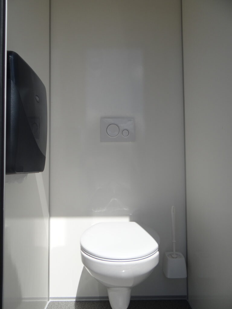 luxe-toiletwagen-3-1-3-huren